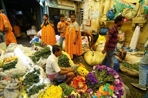 vendors-selling-flower